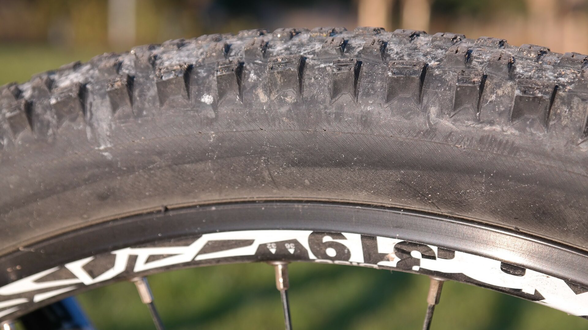 Dæktryk beregner (MTB) - Få korrekt dæktryk din mountainbike